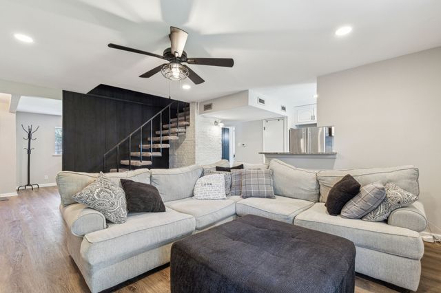 2312 Valleywood Drive, Carrollton, TX 75006