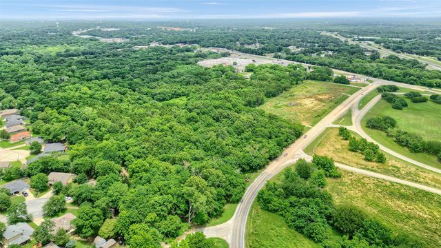 1401 Flowers Drive, Denison, TX 75020