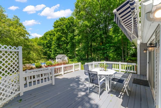 31 Tory Fort Ln, Worcester, MA 01602