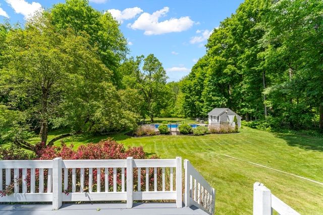 31 Tory Fort Ln, Worcester, MA 01602