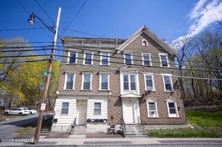 554 4th Street, Troy, NY 12180