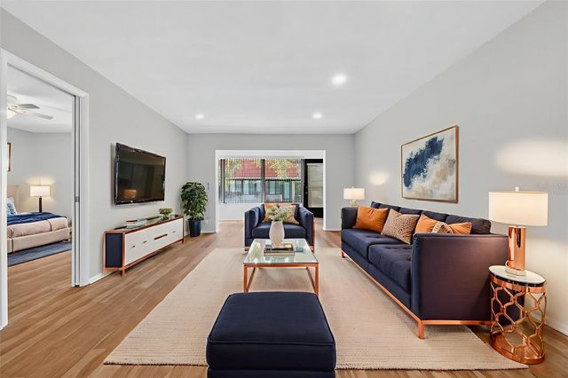 19029 US HIGHWAY 19 N 18F, Clearwater, FL 33764