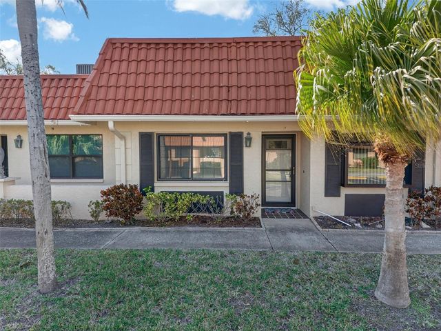 19029 US HIGHWAY 19 N 18F, Clearwater, FL 33764