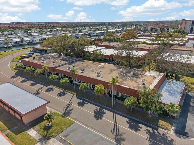 19029 US HIGHWAY 19 N 18F, Clearwater, FL 33764