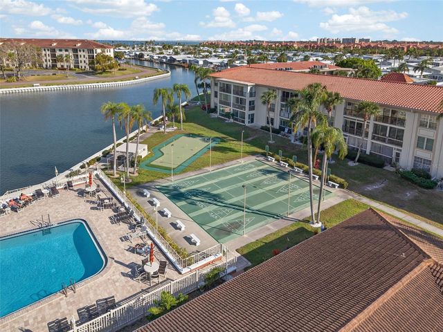 19029 US HIGHWAY 19 N 18F, Clearwater, FL 33764