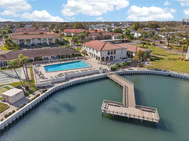 19029 US HIGHWAY 19 N 18F, Clearwater, FL 33764