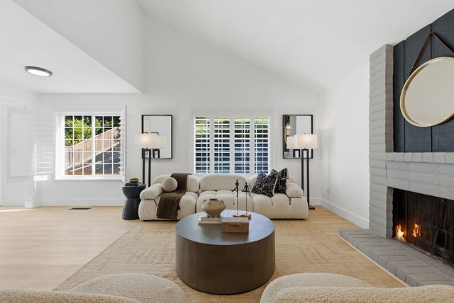 3178 Larchmont Ln, San Pablo, CA 94806