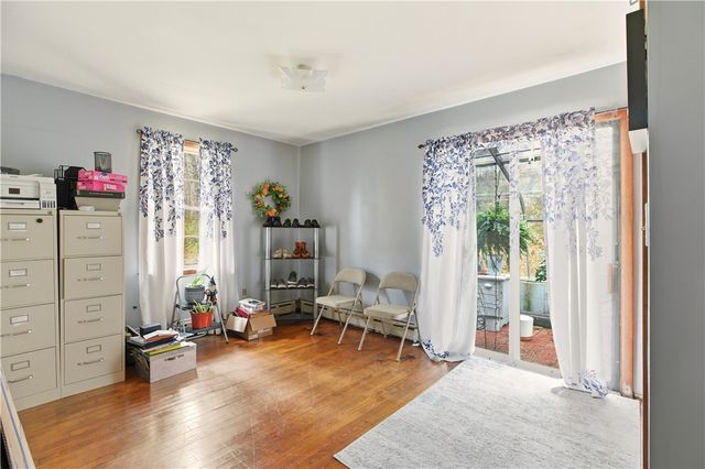 507 Stafford Road, Tiverton, RI 02878