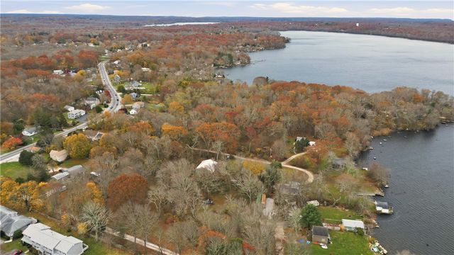 507 Stafford Road, Tiverton, RI 02878