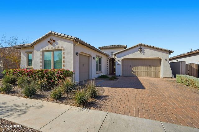 9916 E RETROGRADE Drive, Mesa, AZ 85212