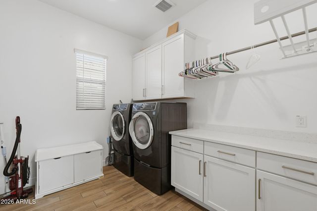 9916 E RETROGRADE Drive, Mesa, AZ 85212