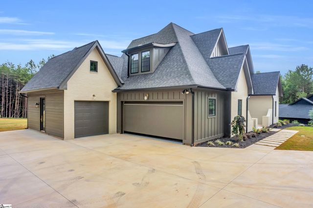 262 N Old Mill Road, Travelers Rest, SC 29690