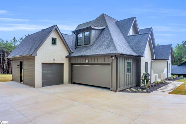 262 N Old Mill Road, Travelers Rest, SC 29690