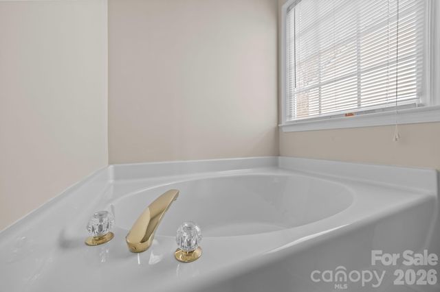 3203 Arklow Road, Charlotte, NC 28269