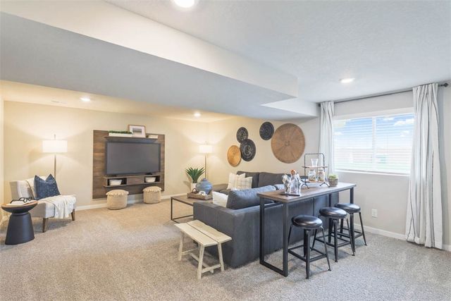 2609 Brook View Drive, Des Moines, IA 50317