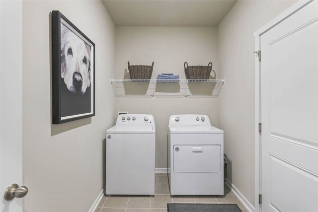 2609 Brook View Drive, Des Moines, IA 50317