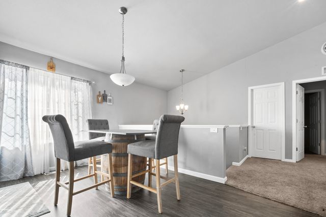 1015 Point Way, Lawton, MI 49065