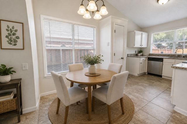 4609 Feathercrest Drive, Fort Worth, TX 76137