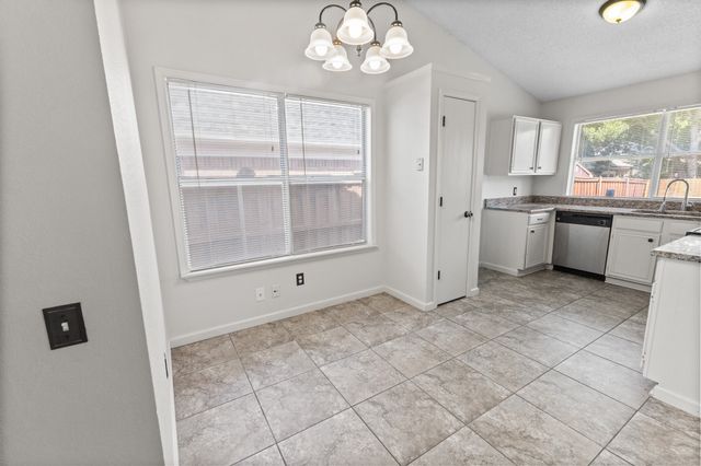 4609 Feathercrest Drive, Fort Worth, TX 76137