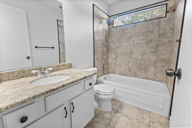 4609 Feathercrest Drive, Fort Worth, TX 76137