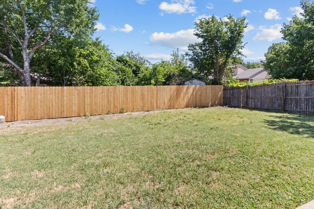 4609 Feathercrest Drive, Fort Worth, TX 76137