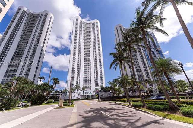 15901 Collins Ave 2805, Sunny Isles Beach, FL 33160