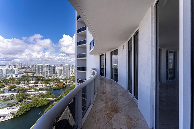 15901 Collins Ave 2805, Sunny Isles Beach, FL 33160