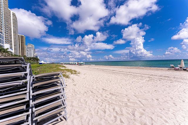 15901 Collins Ave 2805, Sunny Isles Beach, FL 33160