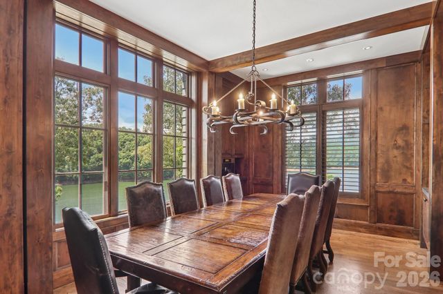 410 Lakewood Drive, Bryson City, NC 28713
