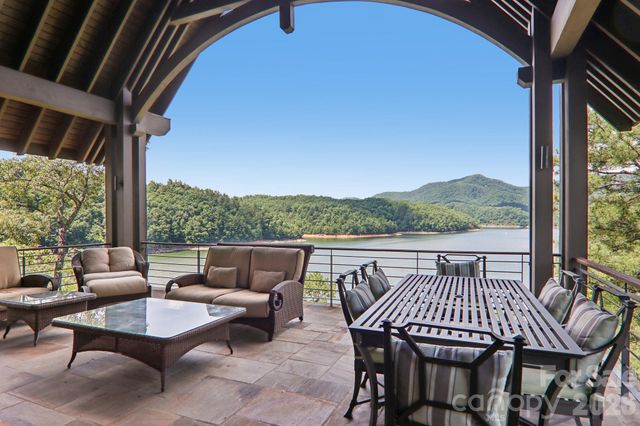410 Lakewood Drive, Bryson City, NC 28713