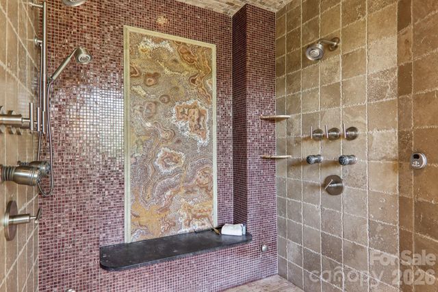 410 Lakewood Drive, Bryson City, NC 28713