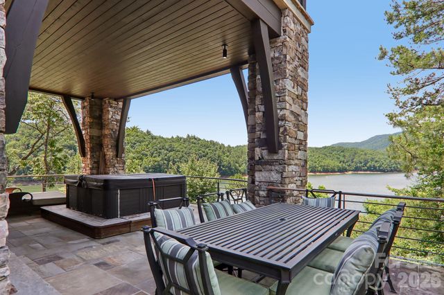 410 Lakewood Drive, Bryson City, NC 28713