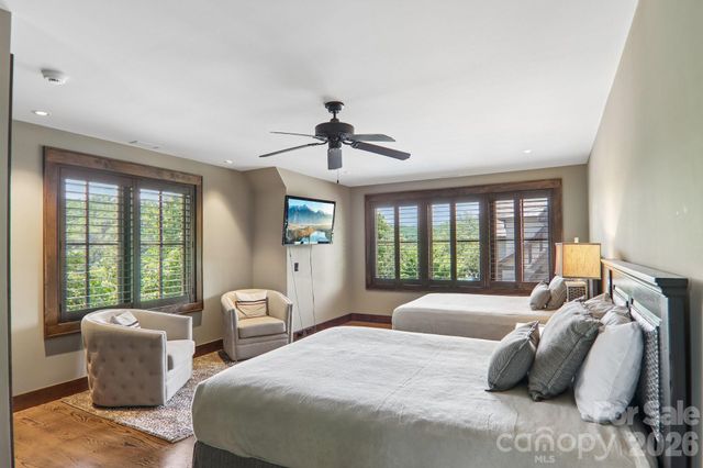 410 Lakewood Drive, Bryson City, NC 28713