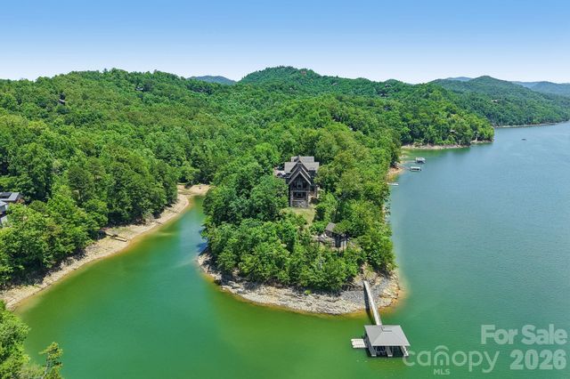 410 Lakewood Drive, Bryson City, NC 28713