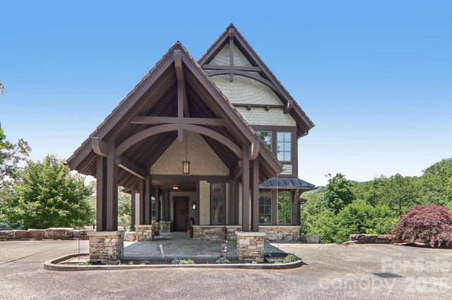 410 Lakewood Drive, Bryson City, NC 28713
