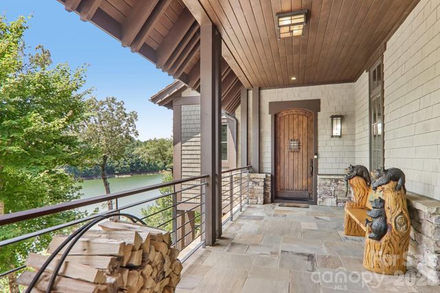 410 Lakewood Drive, Bryson City, NC 28713