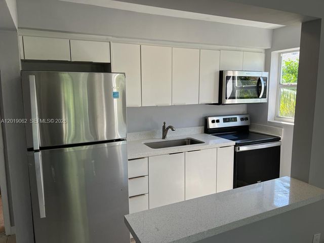 7820 NE Bayshore Court 209, Miami, FL 33138