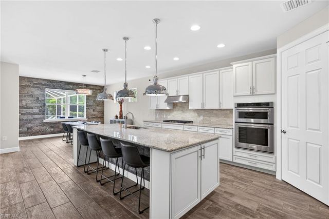 10582 Jackson Square DR, Estero, FL 33928