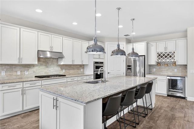 10582 Jackson Square DR, Estero, FL 33928