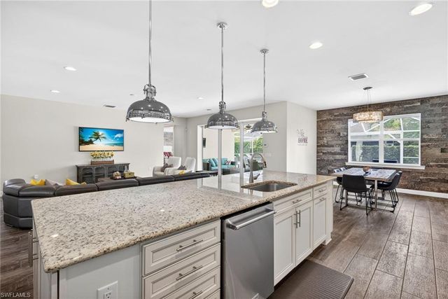 10582 Jackson Square DR, Estero, FL 33928