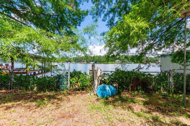 1424 CR 2270, Mineola, TX 75773