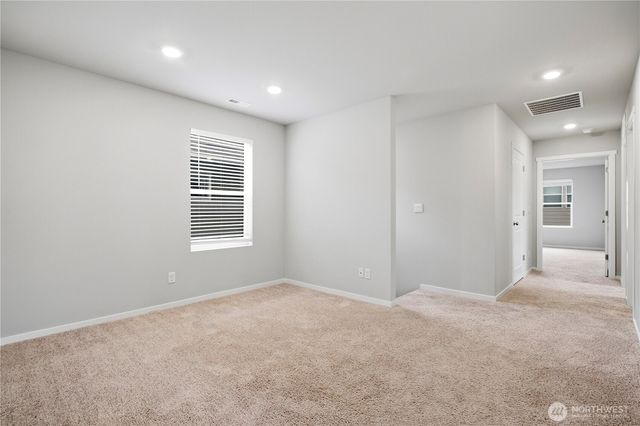 11002 Emmons Court E, Puyallup, WA 98374