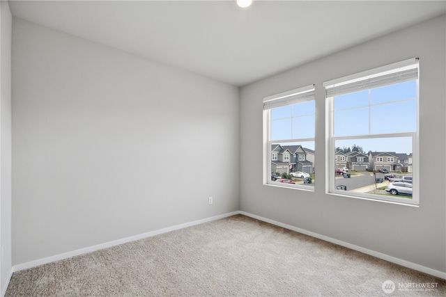 11002 Emmons Court E, Puyallup, WA 98374