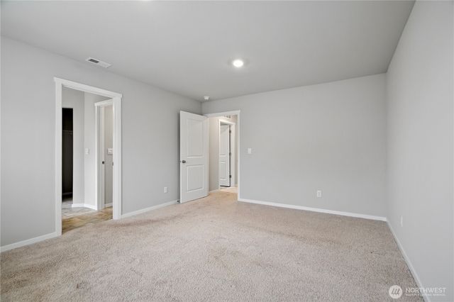 11002 Emmons Court E, Puyallup, WA 98374