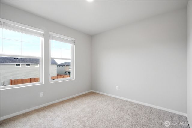 11002 Emmons Court E, Puyallup, WA 98374