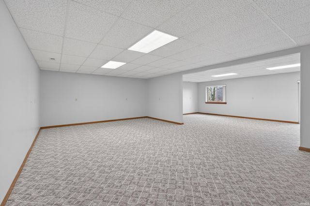 817 Katarina Court, Kendallville, IN 46755