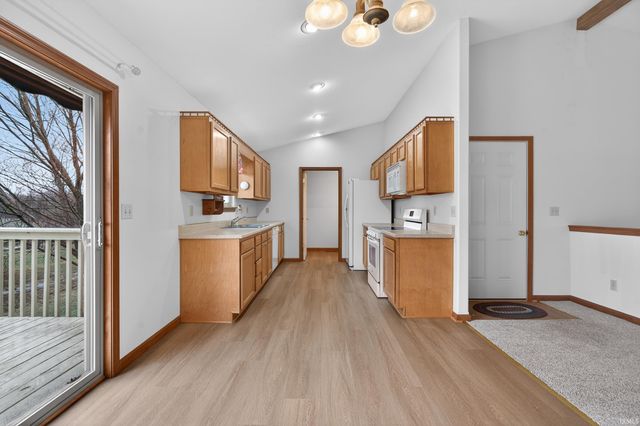 817 Katarina Court, Kendallville, IN 46755