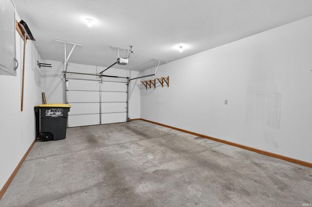 817 Katarina Court, Kendallville, IN 46755