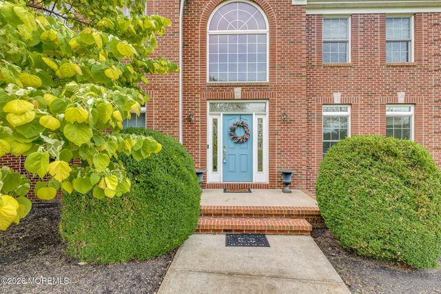 2 Dellaira Court, Wrightstown, NJ 08562