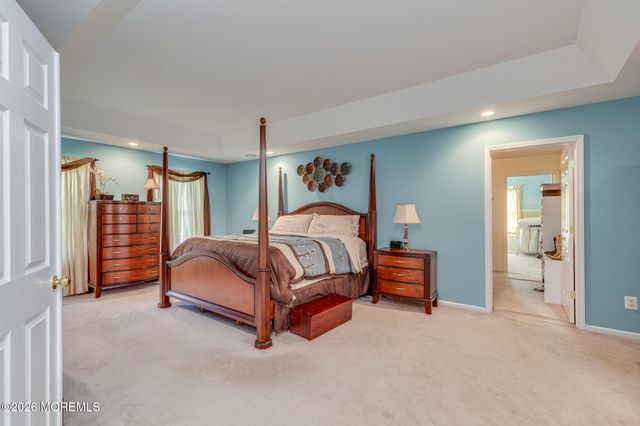 2 Dellaira Court, Wrightstown, NJ 08562